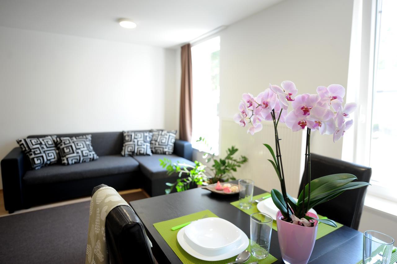 Tiszaliget Apartman és Szálló Szolnok Exterior foto